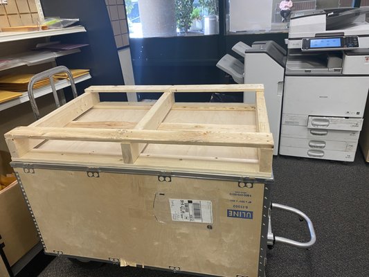 Custom Built Crates for your freight shipping needs! - We build custom Boxes and Crates for all your freight shipping needs. Custom Built Crates for your freight shipping needs! - We build custom Boxes and Crates for all your freight shipping needs.