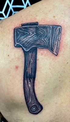 Tony - Tony has been tattooing for 7 years, and has so many styles he loves to tattoo, including but not limited to black and gray fine line floral, skulls, and animals. He started 802 Ink nearly 3 years ago. Tony - Tony has been tattooing for 7 years, and has so many styles he loves to tattoo, including but not limited to black and gray fine line floral, skulls, and animals. He started 802 Ink nearly 3 years ago.