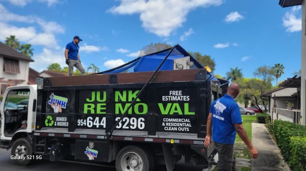 Sick of Junk? Doctor Junk has the cure! - Big or small, we haul it all!
