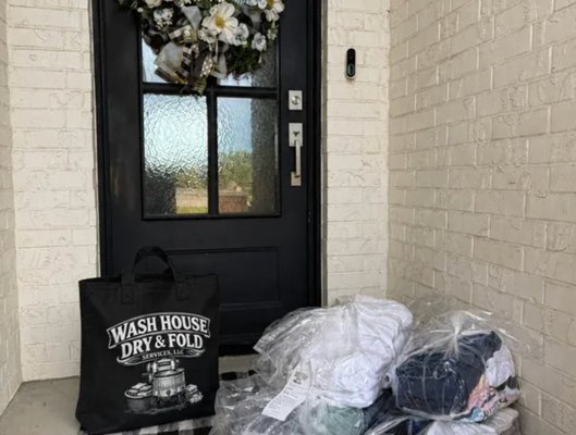 Laundry and Dry Cleaning Pickup & Delivery - Our Wash & Fold Laundry Services department brings the laundromat to you. This laundry delivery service is designed to be as flexible as your life. Whether you are a busy parent at home in Bristow, a student navigating a full semester in Stillwater, or a traveler staying at a local hotel or Airbnb in Cushing or Drumright, we’ve got you covered. Laundry and Dry Cleaning Pickup & Delivery - Our Wash & Fold Laundry Services department brings the laundromat to you. This laundry delivery service is designed to be as flexible as your life. Whether you are a busy parent at home in Bristow, a student navigating a full semester in Stillwater, or a traveler staying at a local hotel or Airbnb in Cushing or Drumright, we’ve got you covered.