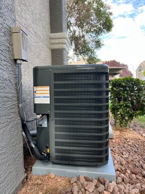New Heat Pump Condenser - Installation of new Goodman heat pump condensing unit. New Heat Pump Condenser - Installation of new Goodman heat pump condensing unit.