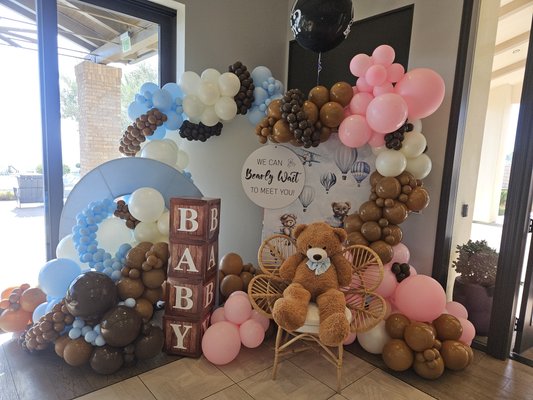 We can 🐻 Bearly Wait balloon backdrop - Twilsonevents proudly created a charming “We Can Bearly Wait” gender reveal balloon setup featuring soft baby blue and pastel pink accents. The design included a whimsical bear-themed backdrop layered with playful pops of color, making it the perfect setting for anticipation and celebration. Balloons cascaded beautifully across the display, blending shades of pink and blue to highlight the excitement of the big reveal We can 🐻 Bearly Wait balloon backdrop - Twilsonevents proudly created a charming “We Can Bearly Wait” gender reveal balloon setup featuring soft baby blue and pastel pink accents. The design included a whimsical bear-themed backdrop layered with playful pops of color, making it the perfect setting for anticipation and celebration. Balloons cascaded beautifully across the display, blending shades of pink and blue to highlight the excitement of the big reveal