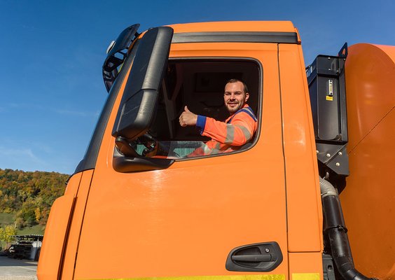 Dumpster Rental - Book your dumpster rental! Perfect for any clean up job or junk removal project.