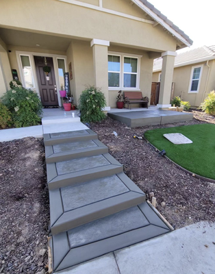 DELUXE LANDSCAPING - We're here to help you make your house a home. Whether it's a simple upgrade or a complete remodel, we have all the expertise you need to turn your dream into reality. We're committed to providing high-quality workmanship and excellent customer service every step of the way. We'll be with you from start to finish, from concept to completion.