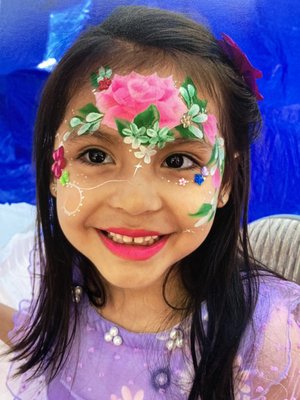 Face Painting - Face Painting is my favorite profession. I've been Face Painting for five years. I love working with Children and seeing how happy they are when they have their favorite pattern painted on their faces. I am also very happy working with Parents creating memories that they and their children will remember forever. Face Painting - Face Painting is my favorite profession. I've been Face Painting for five years. I love working with Children and seeing how happy they are when they have their favorite pattern painted on their faces. I am also very happy working with Parents creating memories that they and their children will remember forever.