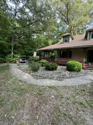 We installed 10 ton of 1-3” river rock - Customer asked if we could removed leaves and Install river rock in there front yard to give those zen garden vibes. I’d say we delivered and were able to install 10 tons of 1-3” river rock and it made this houses appearance sky rocket to a 10/10 We installed 10 ton of 1-3” river rock - Customer asked if we could removed leaves and Install river rock in there front yard to give those zen garden vibes. I’d say we delivered and were able to install 10 tons of 1-3” river rock and it made this houses appearance sky rocket to a 10/10