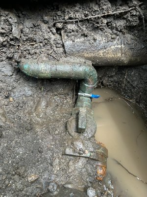 Pinhole leak in meter box - This property owner had the water company shut off the water to their apartment complex at 5pm. Our team was able to make it on site and do a temporary repair to get the water back on to the units for the night. The next day we came back and did a permanent fix, removing the section of copper water main with the pinhole leak and installing new copper, all with minimal down time for the residents.