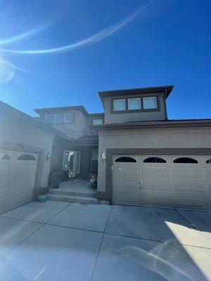 Exterior Paint Job - Before and after pictures of exterior house painting. Exterior Paint Job - Before and after pictures of exterior house painting.