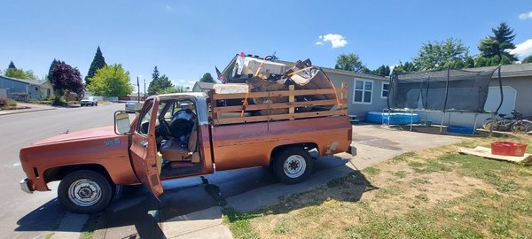 Yard Cleanup - one of the many things I will help someone with, yard cleanups. if your yard is getting crowded with items you no longer need, give us a call @ 503-302-2152 Yard Cleanup - one of the many things I will help someone with, yard cleanups. if your yard is getting crowded with items you no longer need, give us a call @ 503-302-2152