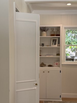 Via Ardilla Closet Door Remodel - Sometimes a simple elegant closet door remodel just makes a huge difference in the room. Small details matter!