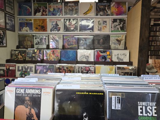 Albums - Thousands of vinyl LPs in sections like rock, soul, jazz, country, oldies, hip-hop and more! Albums - Thousands of vinyl LPs in sections like rock, soul, jazz, country, oldies, hip-hop and more!