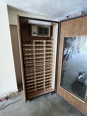 Large wine cooler - This wine cooler was no longer cooling until Tech Around showed up and returned the 1 fan motor back to operating condition! Large wine cooler - This wine cooler was no longer cooling until Tech Around showed up and returned the 1 fan motor back to operating condition!