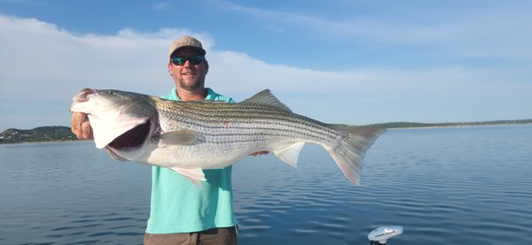 Fishing Guide Service - San Antonio’s Premier Fishing Guide Service for Canyon Lake Fishing. Capt. Steve Nixon is a Licensed, Professional, Full Time San Antonio Fishing Guide. He has over 40 years experience fishing the San Antonio Area Lakes. Why choose Steve to go fishing with?
Capt. Steve offers a 100% Satisfaction Guarantee on all fishing trips, if you feel Steve did not do everything possible to make your trip a Fun Filled, Fish Catching, World Class Adventure he will gladly offer you a full refund! He is a kid-friendly fishing guide.
Come go fishing with Capt. Steve and you will have the opportunity to catch a fish of a lifetime!
Our Fishing Trips Include All Tackle, Rod and Reels, Bait and Ice. When fishing with Capt. Steve all you need to bring is your Texas Fishing License, some drinks, snacks and a cooler for your fish. We can take up to 10 anglers fishing and also welcome corporate-multi boat fishing trips. Fishing Guide Service - San Antonio’s Premier Fishing Guide Service for Canyon Lake Fishing. Capt. Steve Nixon is a Licensed, Professional, Full Time San Antonio Fishing Guide. He has over 40 years experience fishing the San Antonio Area Lakes. Why choose Steve to go fishing with?
Capt. Steve offers a 100% Satisfaction Guarantee on all fishing trips, if you feel Steve did not do everything possible to make your trip a Fun Filled, Fish Catching, World Class Adventure he will gladly offer you a full refund! He is a kid-friendly fishing guide.
Come go fishing with Capt. Steve and you will have the opportunity to catch a fish of a lifetime!
Our Fishing Trips Include All Tackle, Rod and Reels, Bait and Ice. When fishing with Capt. Steve all you need to bring is your Texas Fishing License, some drinks, snacks and a cooler for your fish. We can take up to 10 anglers fishing and also welcome corporate-multi boat fishing trips.