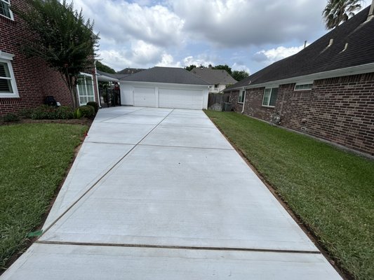 Concrete and Decorative Driveways - Transforming Homes and Lives Across the Houston Area since 1993 Family Owned and Operated. Fully bonded and insured. Concrete and Decorative Driveways - Transforming Homes and Lives Across the Houston Area since 1993 Family Owned and Operated. Fully bonded and insured.