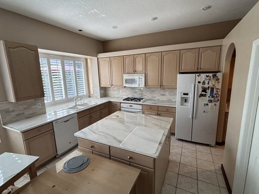 Residential Interior Paint - Kitchen - In this portfolio you can find some of our interior paint projects.