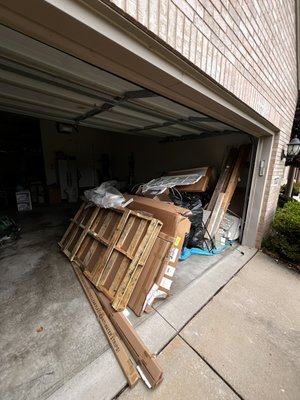 Garage Junk Removal job done - This was a fast quick and fun job. Garage Junk Removal job done - This was a fast quick and fun job.