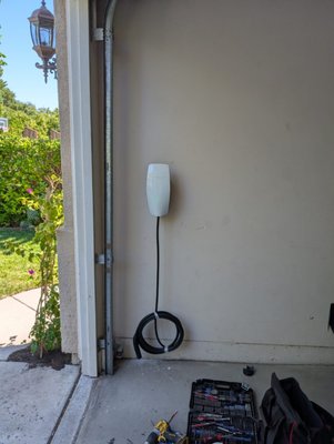 Tesla Wall Connector Installation - We installed a Tesla Wall Connector at a customer’s home, including a dedicated circuit breaker to ensure safe and reliable operation. This professional setup allows fast, independent charging while protecting the home electrical system from overloads. The project demonstrates our expertise in EV charger installations, electrical upgrades, and certified, high-quality workmanship.

✔ Licensed, Bonded & Insured
✔ C-10 Electrical Contractor License #1135624
✔ Tesla Certified Installer
📍 Serving East Bay Area
📞 925-791-8049
🌐 lilaiselectric.com