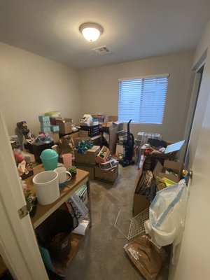Craft room organizing - This client just moved to AZ! Her birthday was the following day and all she wanted was to be able to walk into her craft room. We were able to do so much more! We unpacked and made the space functional for her to craft all day long!🥳 Craft room organizing - This client just moved to AZ! Her birthday was the following day and all she wanted was to be able to walk into her craft room. We were able to do so much more! We unpacked and made the space functional for her to craft all day long!🥳