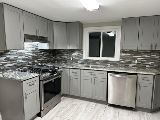 Whole house remodel - This project was part of one of the most recent jobs which it included the whole house remodeling, kitchen, bathroom, floors, painting doors and windows.