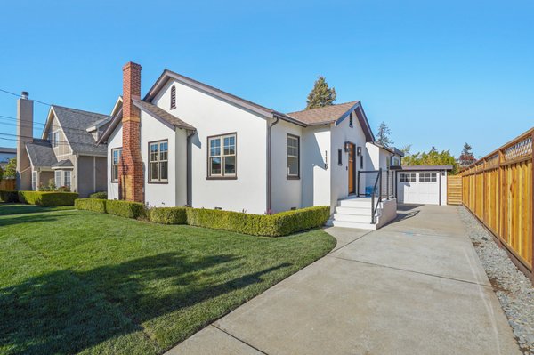 Most recent home renovations - Charming Burlingame home that is meticulously remodeled with great attention to details and is ready for you to call home! Located in the coveted Burlingame Lyon Hoag neighborhood with close proximity to parks and Burlingame Avenue. With an exceptional floor plan, your entertaining and everyday living will be to a perfection. Enjoy a newly renovated chef's kitchen featuring state of the art café appliances. Walk out to the spacious yard with beautiful greenery and enjoy the outdoor space. Great versatile single floor plan with 4 bedroom, 2 bathroom plus bonus space offers walking distance to downtown, parks, and an exceptional elementary and high school. Convenient location with access to freeway. Most recent home renovations - Charming Burlingame home that is meticulously remodeled with great attention to details and is ready for you to call home! Located in the coveted Burlingame Lyon Hoag neighborhood with close proximity to parks and Burlingame Avenue. With an exceptional floor plan, your entertaining and everyday living will be to a perfection. Enjoy a newly renovated chef's kitchen featuring state of the art café appliances. Walk out to the spacious yard with beautiful greenery and enjoy the outdoor space. Great versatile single floor plan with 4 bedroom, 2 bathroom plus bonus space offers walking distance to downtown, parks, and an exceptional elementary and high school. Convenient location with access to freeway.