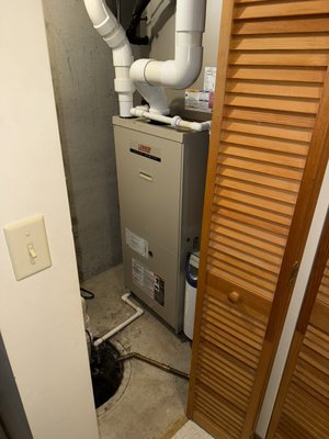 Dual-Fuel High-Efficiency Communicating System Installation - This project involved upgrading the home to a dual-fuel, high-efficiency communicating HVAC system with a side-discharge outdoor unit. The system was designed to deliver reliable comfort while improving energy efficiency and overall system performance.
We carefully removed the existing equipment, installed the new system, and set up the communicating controls to ensure proper operation between the heating and cooling components. The dual-fuel configuration allows the system to automatically choose the most efficient heat source based on outdoor conditions, helping optimize comfort and operating costs.
The installation was completed with attention to airflow, system calibration, and clean workmanship, ensuring the homeowner received a quiet, efficient, and dependable heating and air conditioning solution Dual-Fuel High-Efficiency Communicating System Installation - This project involved upgrading the home to a dual-fuel, high-efficiency communicating HVAC system with a side-discharge outdoor unit. The system was designed to deliver reliable comfort while improving energy efficiency and overall system performance.
We carefully removed the existing equipment, installed the new system, and set up the communicating controls to ensure proper operation between the heating and cooling components. The dual-fuel configuration allows the system to automatically choose the most efficient heat source based on outdoor conditions, helping optimize comfort and operating costs.
The installation was completed with attention to airflow, system calibration, and clean workmanship, ensuring the homeowner received a quiet, efficient, and dependable heating and air conditioning solution