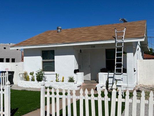 New Roof for this AirBNB - We replaced the old, warn-out, leaky roof on this short-term rental in Phoenix with a brand new GAF HDZ shingle roof in Charcoal. This owner won't have to worry about leaks ever again. New Roof for this AirBNB - We replaced the old, warn-out, leaky roof on this short-term rental in Phoenix with a brand new GAF HDZ shingle roof in Charcoal. This owner won't have to worry about leaks ever again.