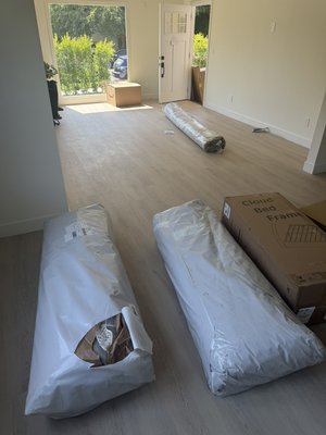 Assembly - Complete assembly of new furniture Assembly - Complete assembly of new furniture