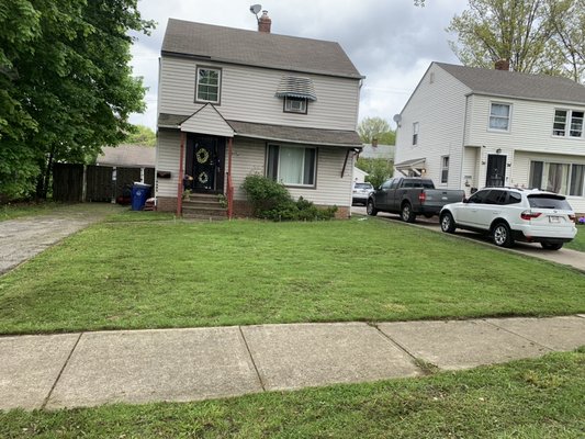 Basic Cut Package - Small yard which included lawn mowing, edging and trimming. Basic Cut Package - Small yard which included lawn mowing, edging and trimming.