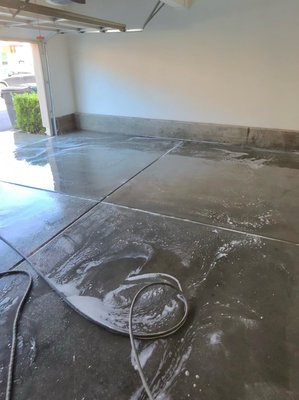 Concrete and paver cleaning - Surface cleaning! Concrete and paver cleaning - Surface cleaning!