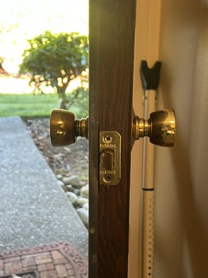 5’ latch doorknob replacement in Newcastle,WA - At CO Locksmiths, we specialize in replacing older locks with 5-7 inch latches. Our expert technicians carefully remove the outdated lock and install a new, secure mechanism, ensuring seamless operation and enhanced security for your property. Trust us for precise and professional lock replacement services.