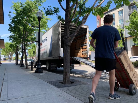 Bay Area Local Moving - Packing and moving services anywhere in the Bay Area. Apartments. Houses. Offices. Bay Area Local Moving - Packing and moving services anywhere in the Bay Area. Apartments. Houses. Offices.