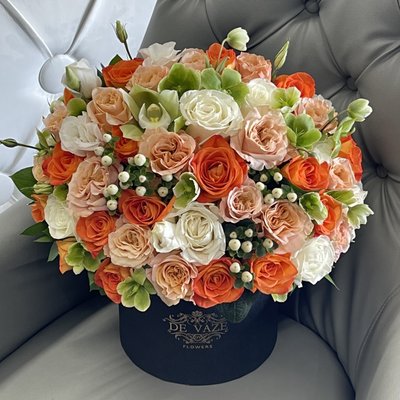 De Vaze Collection - Visit our website to place your order, of give us a call for your custom boxed flowers!