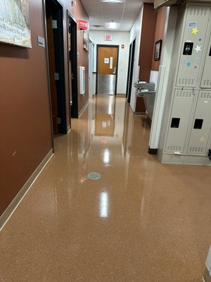 Office Cleaning - A good business owner knows the importance of a clean spot to attract new customers and keep the ones you have is why on Garcia Spark Cleaning we are committed to do that for you for a very reasonable price