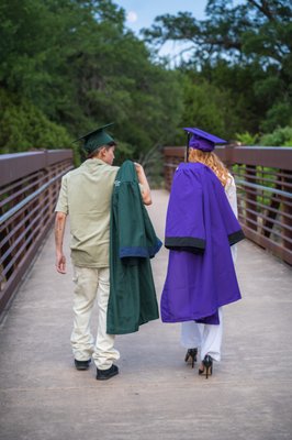 Graduation/Prom 2023 - Capture the excitement and joy of your high school graduation and prom with our "Forever Memories: Graduation & Prom" album. This exquisite album is designed to hold your most precious moments, celebrating the culmination of your academic journey and the magic of prom night. Each page is crafted to highlight the emotions, achievements, and fun of these significant events.