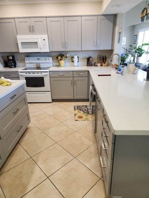 Kitchen cabinets ovens stove refrigerator cleanings - Deep cleaning includes cleaning of oven, refrigerator, cabinets, and extra kitchen scrubbing Kitchen cabinets ovens stove refrigerator cleanings - Deep cleaning includes cleaning of oven, refrigerator, cabinets, and extra kitchen scrubbing
