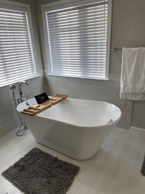 BATHROOM REMODEL - McLEAN, VA - We upgraded a full bathroom to create a modern and stunning retreat. The renovation featured high-end fixtures, a frameless glass shower, stylish tiles, and sophisticated lighting, resulting in a luxurious space. BATHROOM REMODEL - McLEAN, VA - We upgraded a full bathroom to create a modern and stunning retreat. The renovation featured high-end fixtures, a frameless glass shower, stylish tiles, and sophisticated lighting, resulting in a luxurious space.