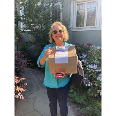 Olive Carter - Be it your event, party, corporate gathering  , or corporate meal delivery- We do deliver fresh with our on- demand catering pickup & delivery service.