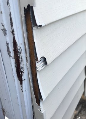 Siding Repair Milpitas 04/2025 - This siding repair project was completed in April 2025 and included replacing damaged sections, fixing rotted trim, and restoring the structure with a clean, professional finish. The home had multiple problem areas—from broken panels to exposed sheathing—but our team handled it efficiently. Whether it’s a full replacement or a small repair, no job is too big or too small. The end result brought fresh curb appeal and protection back to the home.