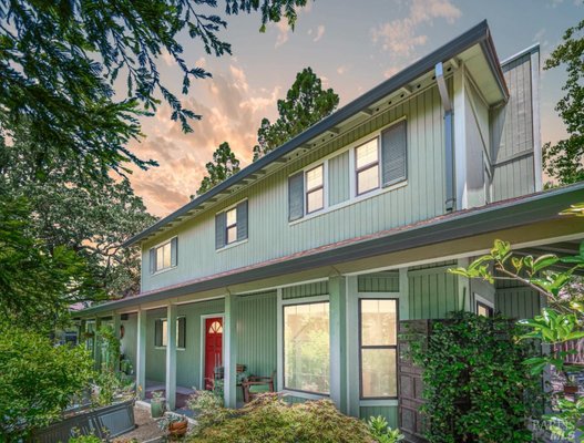 Sold in Sonoma Wine Country - Just sold this wonderful retreat in Sonoma Wine Country to my buyers who were looking for that perfect vacation home.
