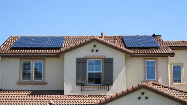 Residential Solar - The ideal solar system will depend on your energy needs, roof space and solar goals. Freedom Solar will custom design a solar power system to meet your specific needs and offset as much of your utility bill as you want.

We know the pros and cons of the current solar equipment, and only recommend the best solutions for your energy goals. Each solar panel manufacturer we represent has a minimum 25 year product warranty.