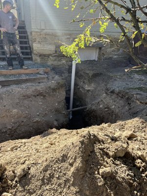 Sewer Line - Is your sewer backed up? Don’t hesitate to call us – we’ll organize excavation and replacement of your sewer service line and provide certified waterline replacement services up to the main. Sewer Line - Is your sewer backed up? Don’t hesitate to call us – we’ll organize excavation and replacement of your sewer service line and provide certified waterline replacement services up to the main.