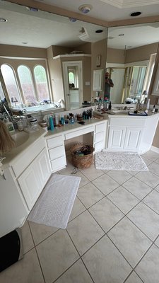 Master Bathroom Remodeling - Complete master bathroom transformation! Walk-in shower, glass enclosure, new vanity, countertop, and a fresh modern design by Glitz Floors & More.                                                                                                    #cypresstx #cypresshouston #cypresstexas #cypressmoms #springtx #springtexas #springmom #tomballtx #tomballtexas #thewoodlandstx #thewoodlands #visitwoodland #tomballtx #tomball #tomballtexas #houstonheights #TheHoustonHeights #houstonheightsmoms #bathroomremodel #HomeImprovement #renovation #interiordesign #dreambathroom #PrettySpaces #LuxuryBathroom #SpaLikeBathroom #HotelBathroomVibes #BathroomDesign #HoustonHomes #TexasInteriors #DesignDetails #LuxuryInteriors #bathroomgoals