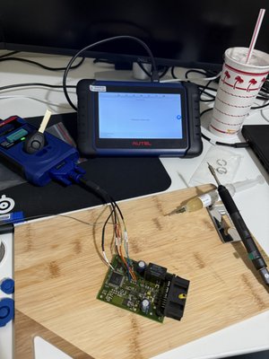 BMW X5 E53 All Key Lost - Customer had an All Keys Lost situation on a BMW X5 E53. I extracted the EWS immobilizer module, connected directly to the board for programming, prepared a new key, then reinstalled and tested everything. The car started successfully and everything works as it should.