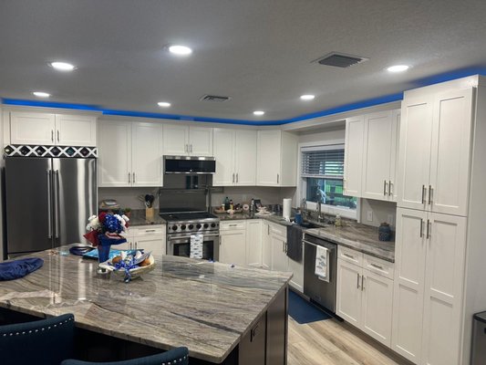 Modern Kitchen Remodels by Oliveira Home Solutions - We recently completed a series of beautiful kitchen remodels that completely transformed these spaces!
Our team focused on creating clean, modern, and functional designs — replacing old cabinets, updating countertops, and improving lighting to make each kitchen brighter and more inviting.
Every detail was handled with care, from the tile installation to the final finishes.
Our goal is always to combine quality craftsmanship with practical design solutions that fit each client’s lifestyle.
If you’re thinking about remodeling your kitchen, Oliveira Home Solutions can help you plan and build the kitchen of your dreams — with professional guidance and results that truly stand out! Modern Kitchen Remodels by Oliveira Home Solutions - We recently completed a series of beautiful kitchen remodels that completely transformed these spaces!
Our team focused on creating clean, modern, and functional designs — replacing old cabinets, updating countertops, and improving lighting to make each kitchen brighter and more inviting.
Every detail was handled with care, from the tile installation to the final finishes.
Our goal is always to combine quality craftsmanship with practical design solutions that fit each client’s lifestyle.
If you’re thinking about remodeling your kitchen, Oliveira Home Solutions can help you plan and build the kitchen of your dreams — with professional guidance and results that truly stand out!