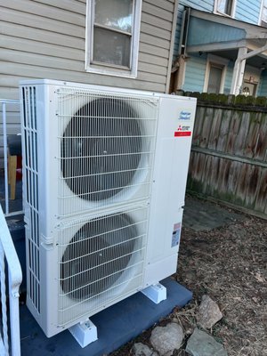 Heat Pump Install - This Installation replace an old inefficient oil furnace and a/c that were well past their prime! Now this home is heated and cooled in a comfortable and efficient manor! Heat Pump Install - This Installation replace an old inefficient oil furnace and a/c that were well past their prime! Now this home is heated and cooled in a comfortable and efficient manor!