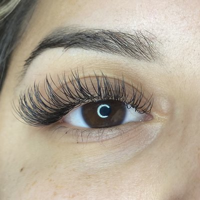 Classic lashes /mascara look - These are all classic lashes , this style varies depending on how many natural lashes you have . Some look fuller some are thinner .