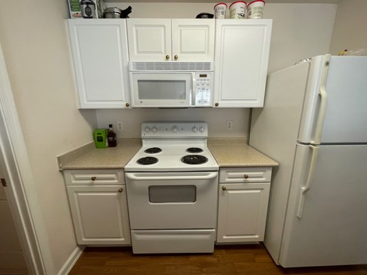Apartment Deep Clean - Deep cleaning was completed on the same day, leaving the resident extremely satisfied. We were equally pleased with the outstanding outcome. Apartment Deep Clean - Deep cleaning was completed on the same day, leaving the resident extremely satisfied. We were equally pleased with the outstanding outcome.