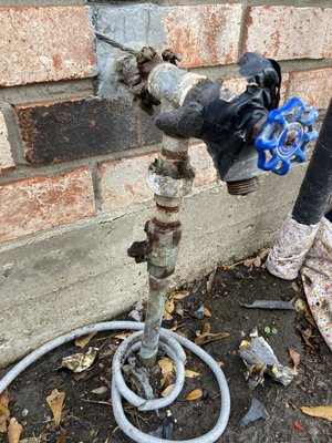 Main line riser repair - Main line riser repair includes new full port ball valve , hose bibb with vacuum breaker and fittings needed to tie back into existing line .
