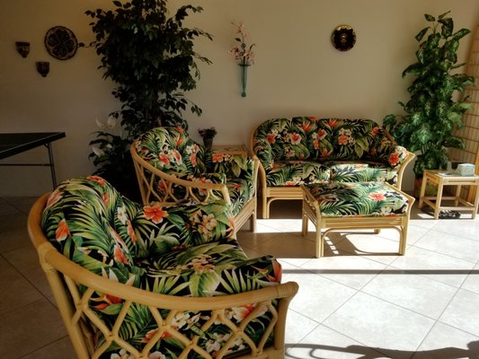 Tropical Outdoor - Old Fade fabric was replace with brighter print Outdoor patio fabric. Tropical Outdoor - Old Fade fabric was replace with brighter print Outdoor patio fabric.