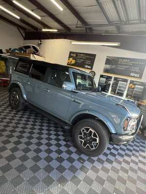 2022 ford bronco - Here we have a 2022 Ford bronco it originally had no Tint on the two front doors so Customer went ahead with the XR Black 88% Heat rejections ceramic with a VLT of 20% to match the factory privacy glass on the back.  2022 ford bronco - Here we have a 2022 Ford bronco it originally had no Tint on the two front doors so Customer went ahead with the XR Black 88% Heat rejections ceramic with a VLT of 20% to match the factory privacy glass on the back. 